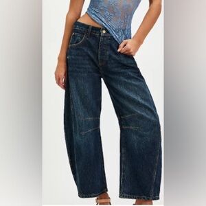 We The Free Good Luck Mid-Rise Barrel Jeans in Deep End